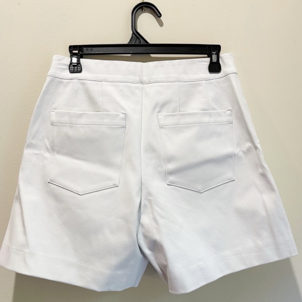 NWT Spanx On the Go 6” Shorts With Silver Lining Technology White - Picture 4 of 5